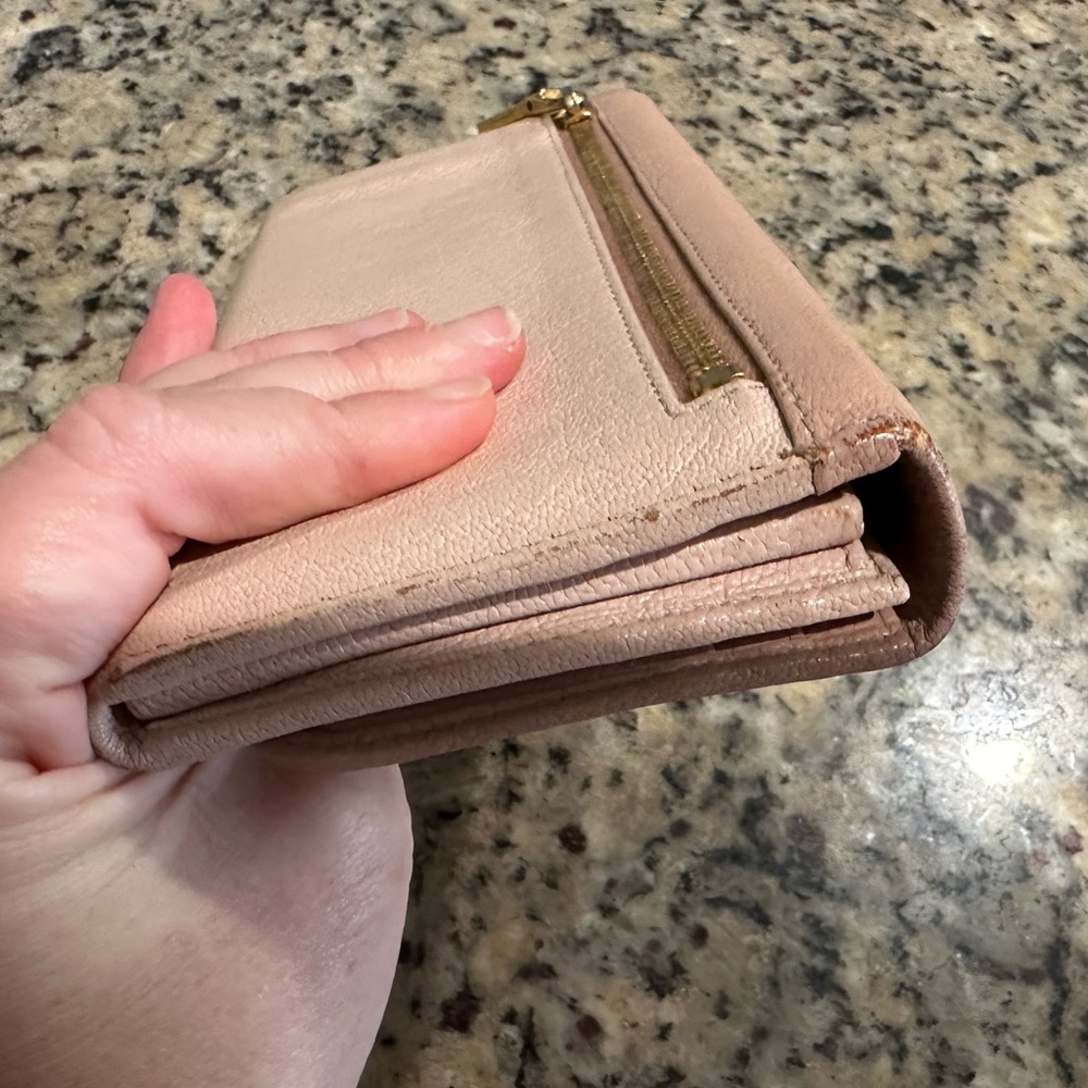 Small Call Outs Miu Miu Continental Bow Wallet Pi… - image 8